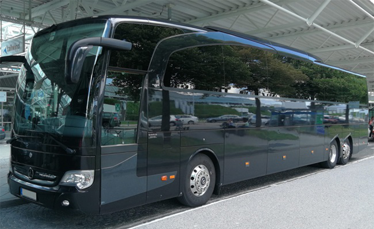 VIP Luxury Buses